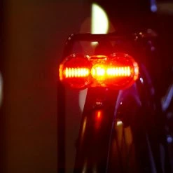 Busch-mueller Feu Arrière TOPLIGHT Flat S Plus à Diode Dynamo 7 Busch-mueller Feu Arrière TOPLIGHT Flat S Plus à Diode Dynamo -Pièces E-Bike Soldes 2023 329S TOPLIGHT Flat S Actionbild neu