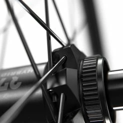 Dt-swiss Roue Avant HU 1900 Spline® 27,5" 35mm CL Boost -Pièces E-Bike Soldes 2023 DTSwiss HU 1900 ProductDetail Hub 002 1920px4im29dVzUqDOj